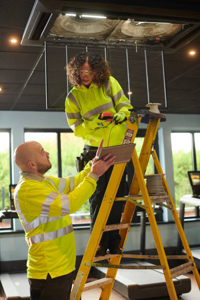 HVAC_TECH95's tweet photo. At HVAC TECH, we offer an Electrical Service Course. This course provides students with an in-depth understanding of electrical systems and how they work within the HVAC industry. https://t.co/lJ2By4cTIe