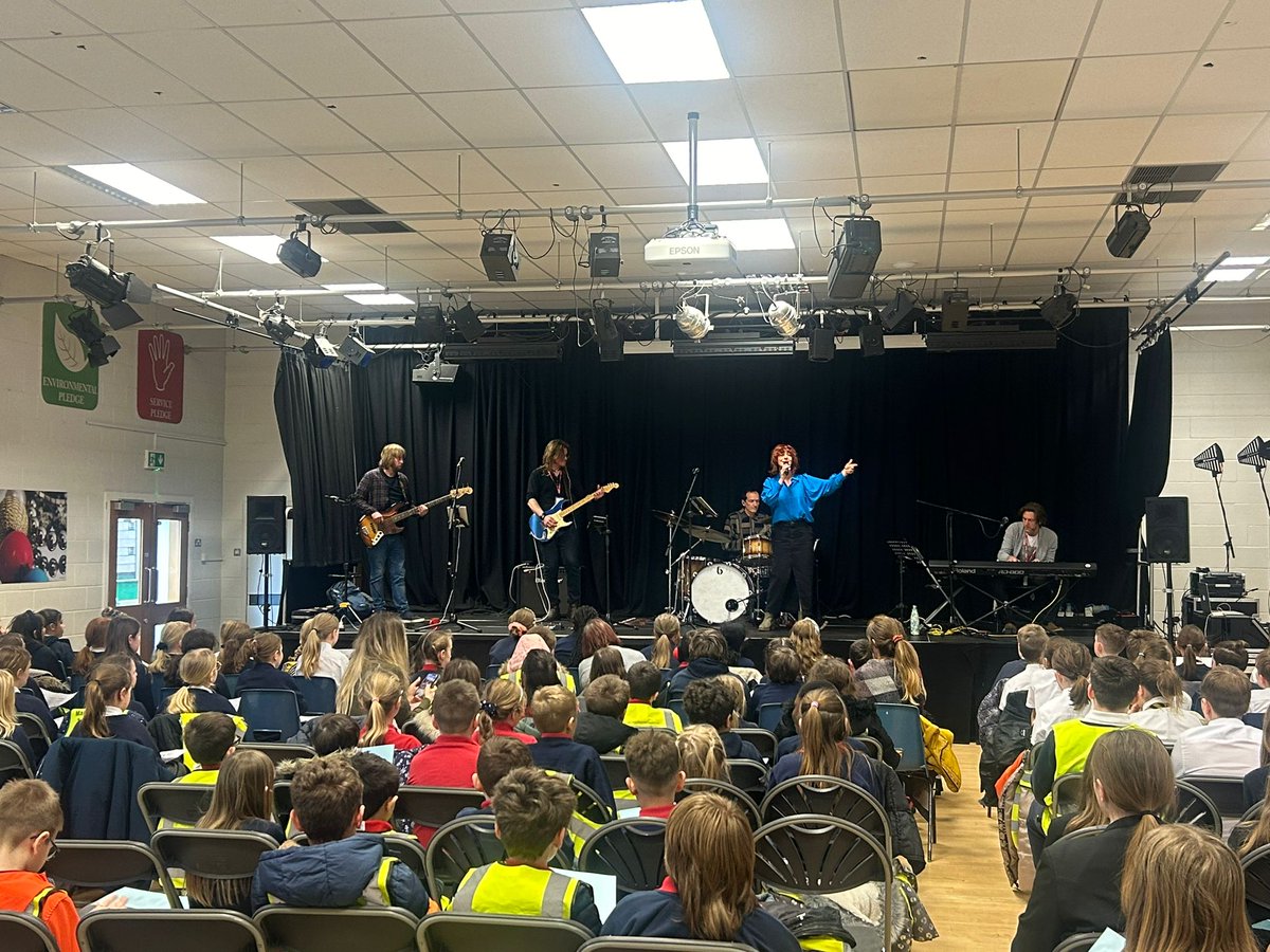 We’re delighted to be @StamfordWelland Academy for #Singsation today with the fabulous Hayley Sanderson and her band! The sound check is complete and it’s showtime for pupils from Corby Glen, Bluecoat School, Malcolm Sargent and St Augustines #LincsMusic #LoveLife