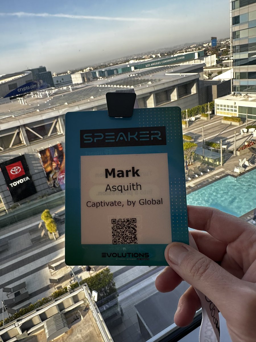 Alright @PodcastMovement let’s go. LA looking great and the event warming up beautifully. 2:15pm Pacific, I’ll be speaking with some other experts on the future of podcast monetisation. Ten years doing this and it doesn’t get old. Repping @CaptivateAudio by @Global.