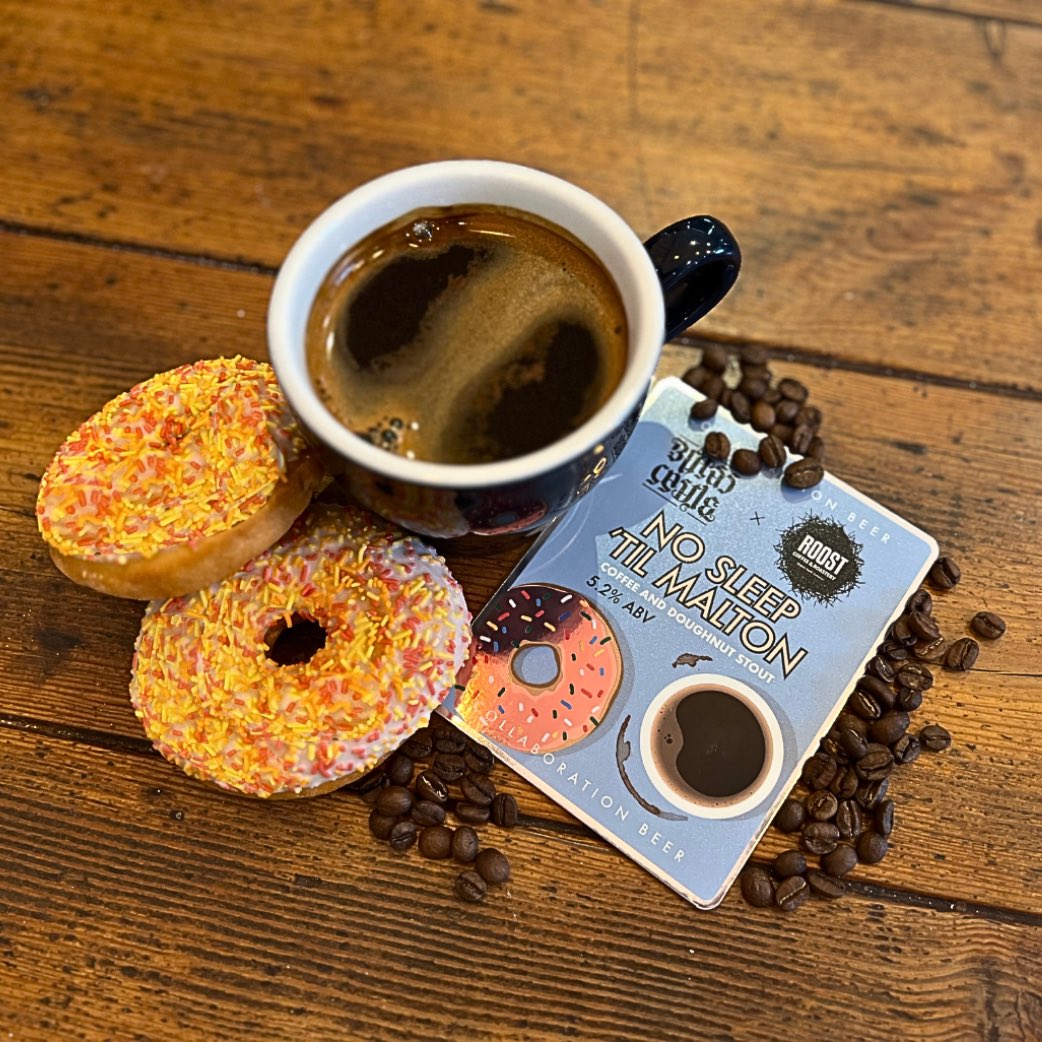 ✨NO SLEEP ‘TIL MALTON✨ A 5.2% coffee and doughnut stout that gives you an upfront pastry sweetness followed by rich, roasted coffee notes, courtesy of our friendly neighbourhood roastery, @Roost_Coffee. Cask exclusive!