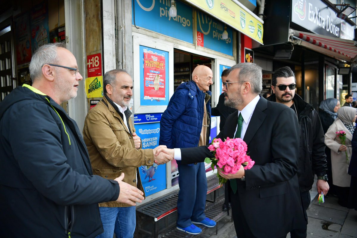 📍Fatih Bugün Fatih Belediye Başkanımız @MErgun_Turan ve teşkilatımızla selamlama yürüyüşü gerçekleştirdik. Kurulduğu günden bu yana AK Partimizi ve Cumhurbaşkanımızı bağrına basan Fatih 31 Mart için kararını vermiş. Fatih’in desteği ile 31 Mart’ta İstanbul muradına erecek.