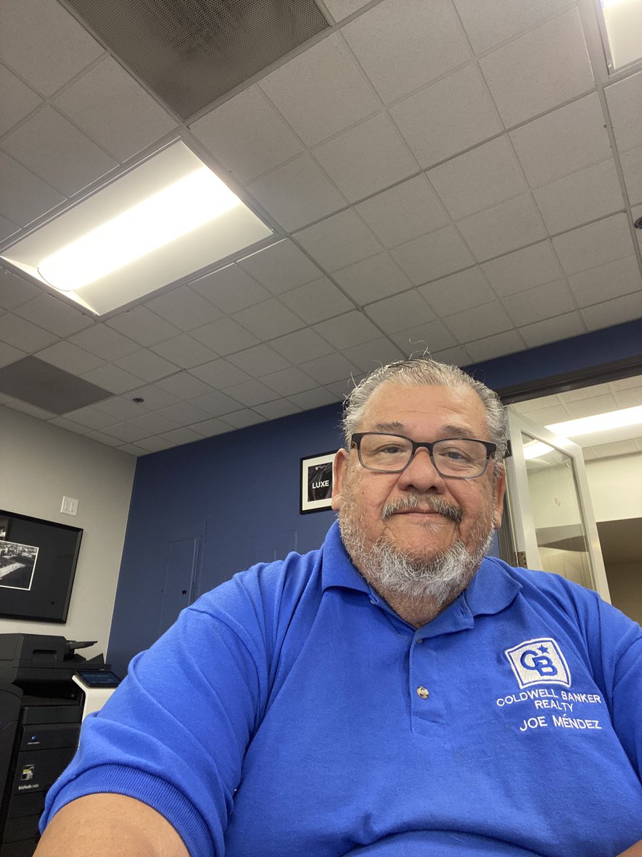 LBRERainbow's tweet photo. Meeting to the office early. Broker meeting at 9 am. #morningcupofjoe #cbrealty #LongBeach #LGBTQIA #lbrerainbow #lbglcc https://t.co/uLr6rgJZdL
