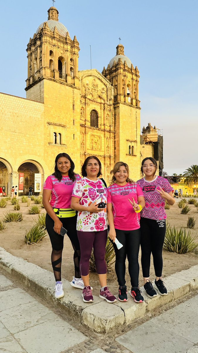 Run In Oaxaca tweet media