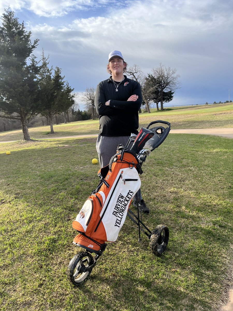 FV_athletics1's tweet photo. Boys golf at Cimmaron National today! Good luck Karson! โณ๏ธ #jacketgolf https://t.co/ldxHe5DcAP
