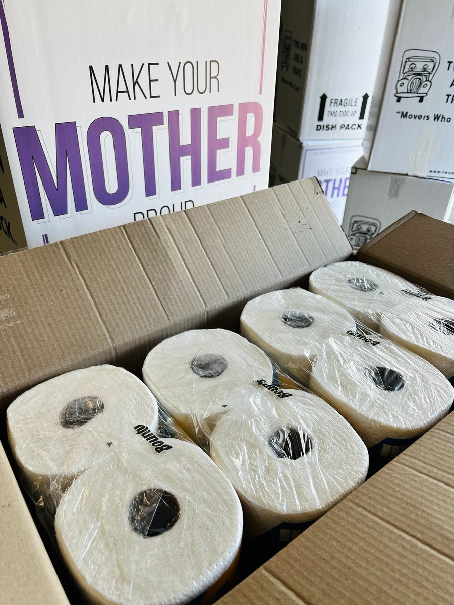 Our #2024MoversforMoms donation drive Is live!
Thanks to our community partners &amp; supporters for once again helping #TMTAkron kickoff this event! 
To donate virtually to <a href="/SummitMedinaBWS/">Battered Women's Shelter</a> please follow the link! amazon.com/hz/wishlist/ls…