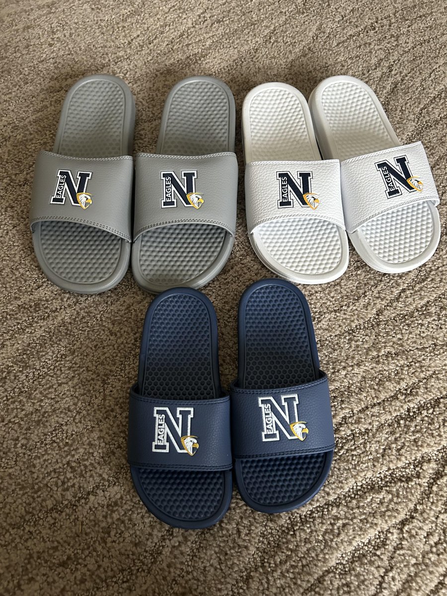 prideslides's tweet photo. The Northvale Eagles are sliding into Spring with 3 clean colorways! 😎
#customslides #customclogs #promotionalproducts #promo #swag #spiritwear #teamapparel #teamgear #fundraisingideas #fundraiser #customsandals #customslidesandals #teamslides https://t.co/WxoDXRkUyW
