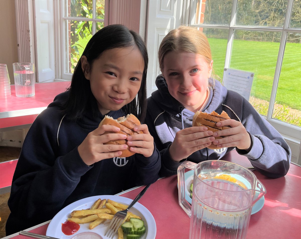 TownCloseSchool's tweet photo. There was even greater excitement than usual at lunchtime as our catering team served the 'It's Your Choice' Menu, a School Council initiative that allowed each Class to vote for what they would like to eat for lunch.
#TownCloseSchoolCouncil #TownCloseCatering #TownClosePrep https://t.co/aWriyR5GQV