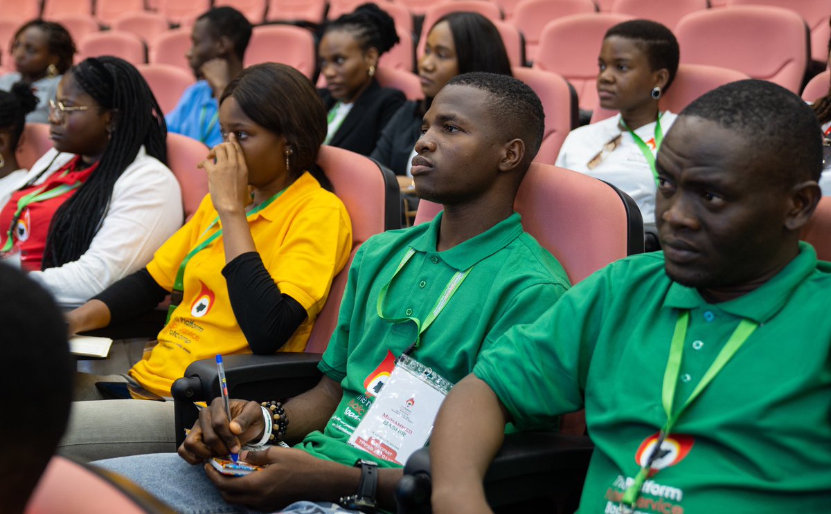 Mr_Befx's tweet photo. Thank you @theplatformng , participating in the boot camp has equipped me with knowledge,skills and experience through storytelling to play an important role in national development through public service.

#ThePlatformPublicServiceBootCamp
 #TPPSB https://t.co/VUmgaLh0AS