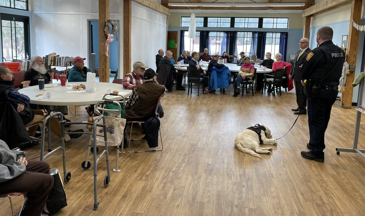 Coffee with K9 Ziva this morning at the Hanson Council on Aging. Our thanks to Hanson Police Chief Miksch for joining our Comfort Dog Program. Ziva was a huge hit with the seniors! 🐾