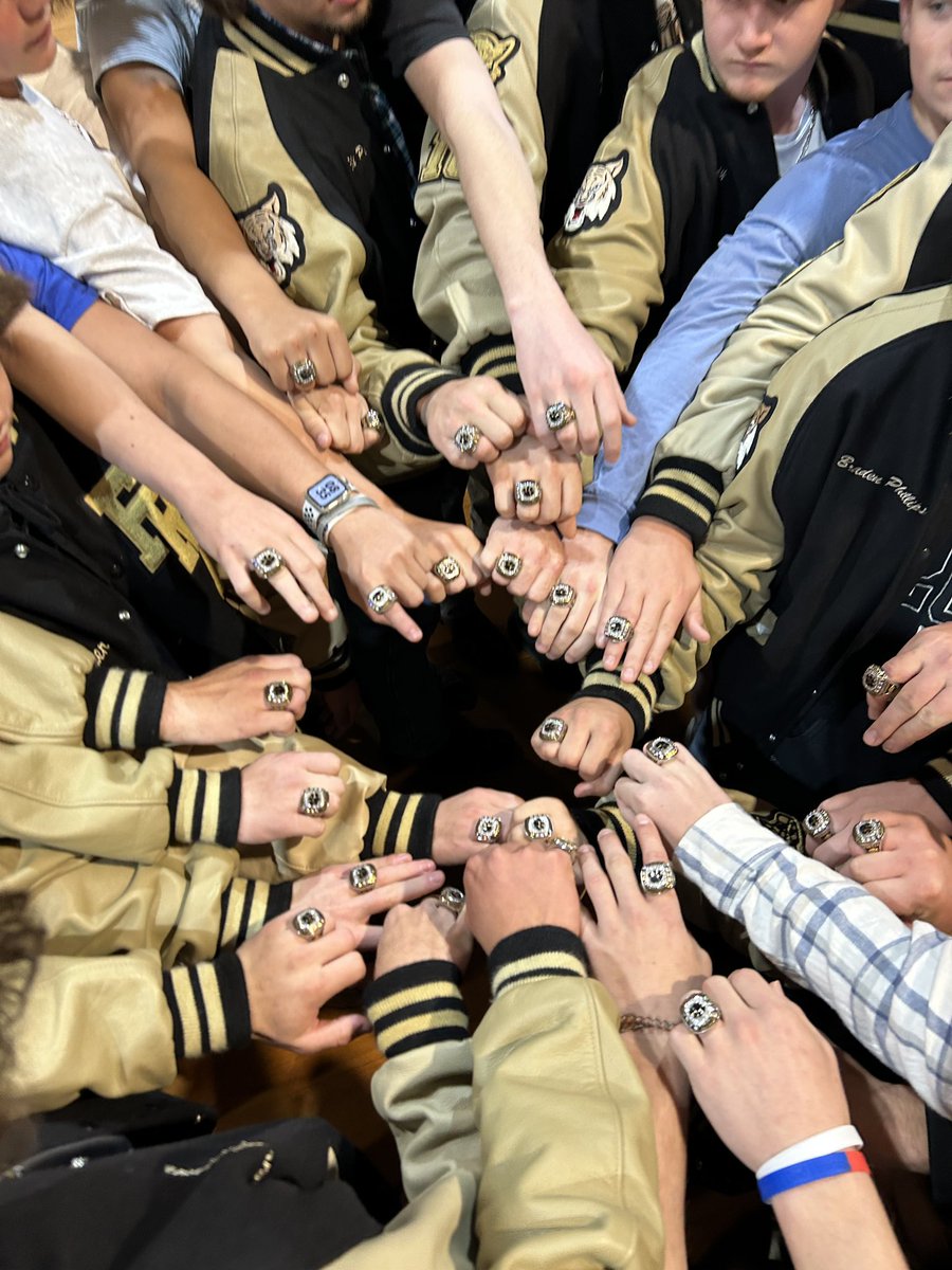 💍SZN

#FRAmily #ProtectTheDen🐾