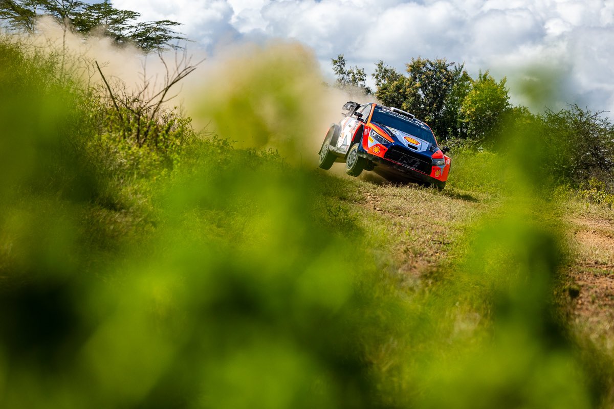 NikosKatikis's tweet photo. Getting some sunshine and dust instead of rain and mud that predicted the days before is always very welcome!!! Let’s keep the same conditions for the rest of @SafariRallyWRC please…
#rallypixels #WRC #canon https://t.co/IvG8OkVt9M