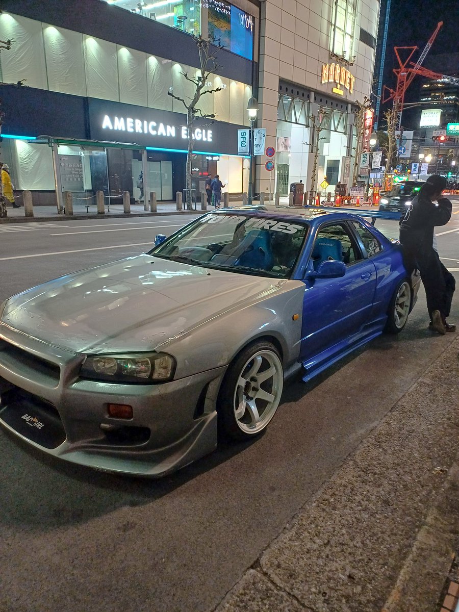 Nissan r34 gtt