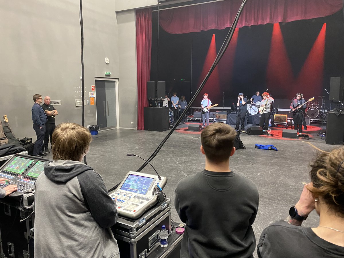 GateacreSchool's tweet image. What a day!! 

Thank you to the incredible @AdlibSolutions for working with our students all day. It was such a wonderful opportunity to see what is involved in creating live events.

@gateacremusic @gateacredrama @educatemag
#GateacreSchool  #wemakeevents #GateacreBandsNight