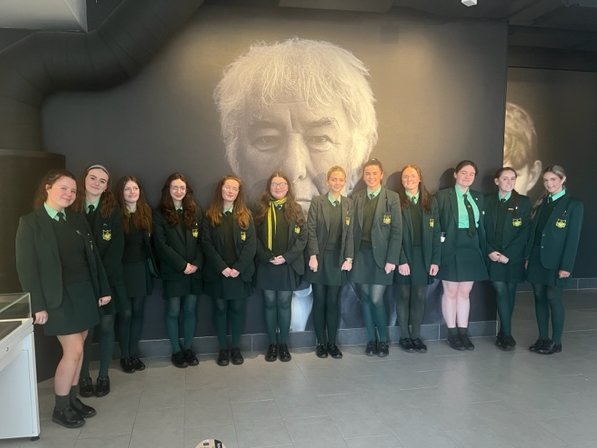 Our Year 13 English Literature students recently visited the @SHHomePlace where they participated in a tour of the exhibits, attended a lecture by Dr Frank Ferguson from @UlsterUni and took part in workshops on the poetry of Heaney and Robert Frost, in preparation for their AS.