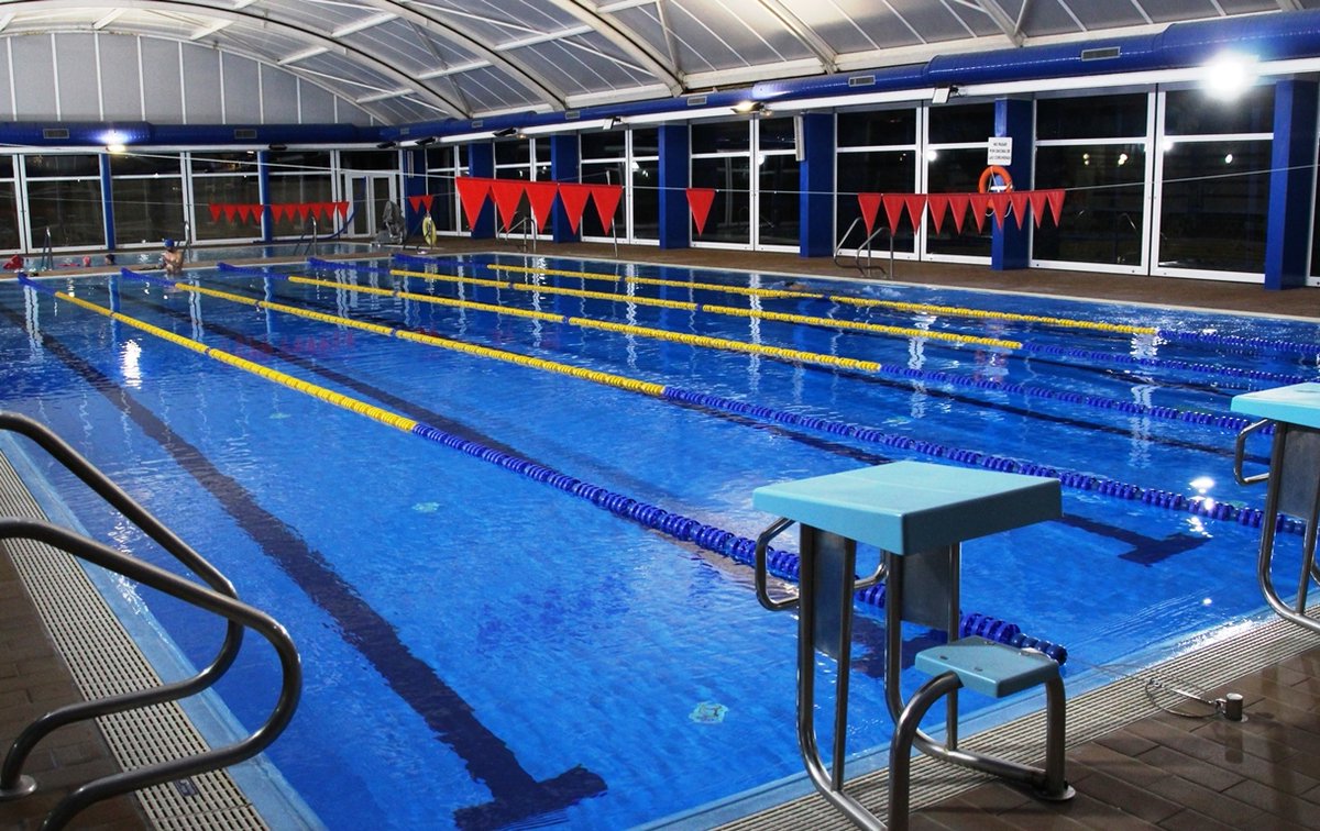 Desde el Área de Deportes del Ayuntamiento de La Solana 📷 se informa que a  partir del próximo LUNES 1 DE ABRIL y hasta fin de temporada en el mes de  junio,