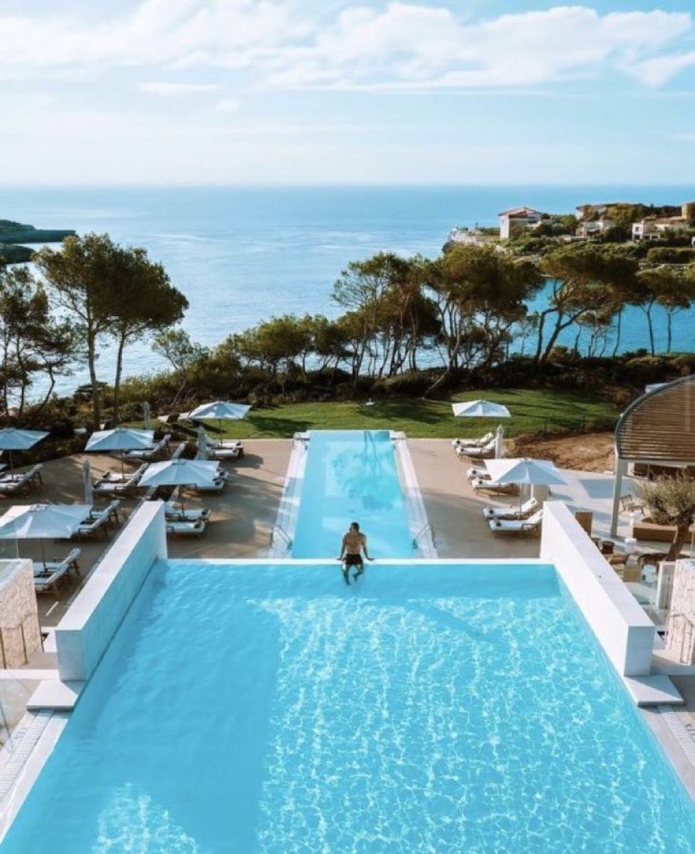 viewsoff's tweet photo. Mallorca, Spain. https://t.co/quNuE8j02S
