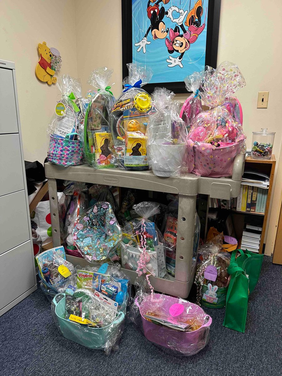 CCDOM1's tweet photo. St. Anthony Padua in Port Reading donated Easter baskets which are being given to the families in the Skills program. This program serves all low income families throughout Middlesex County with in home supports and counseling. 💜
#ccdom #catholicharitiesdom https://t.co/H8XDM5Mj26