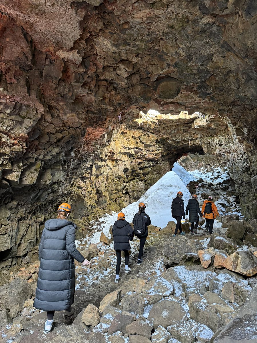 Miss Girvin tweet media