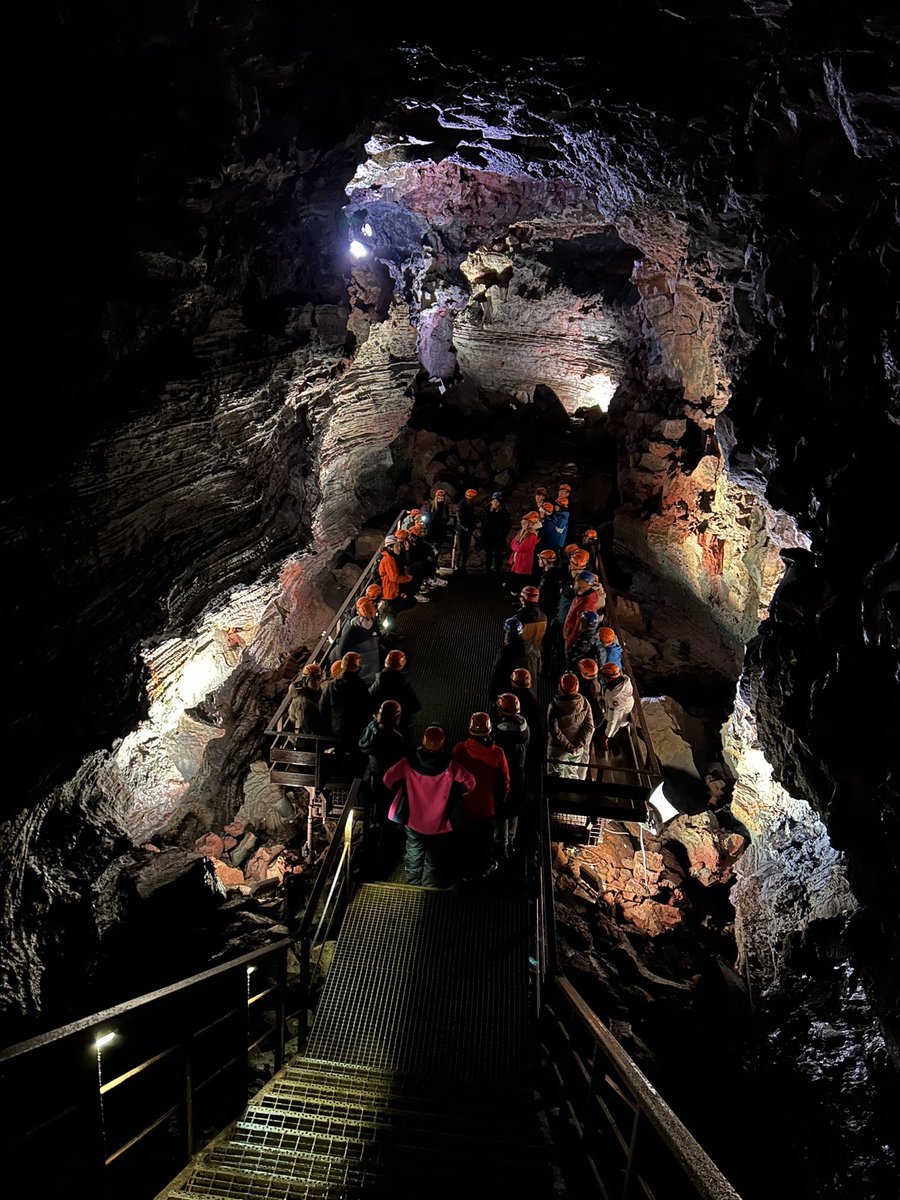 Miss Girvin tweet media