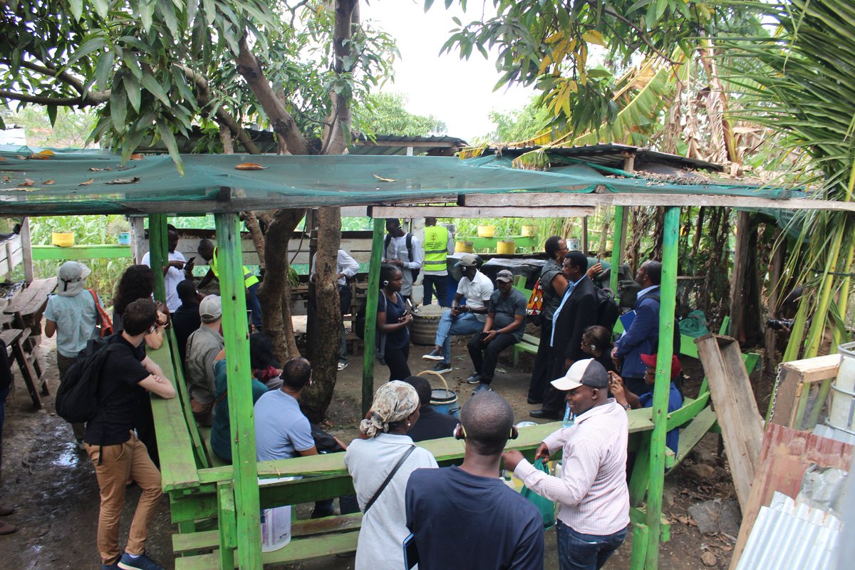 As part of PAN Africa Regional meeting on pesticides was to visit a successful agroecology farm and learn on alternative approaches the farm is using to grow their food. We visited @GbiacKe and saw various approaches undertaken. We do not need synthetic pesticides to grow…