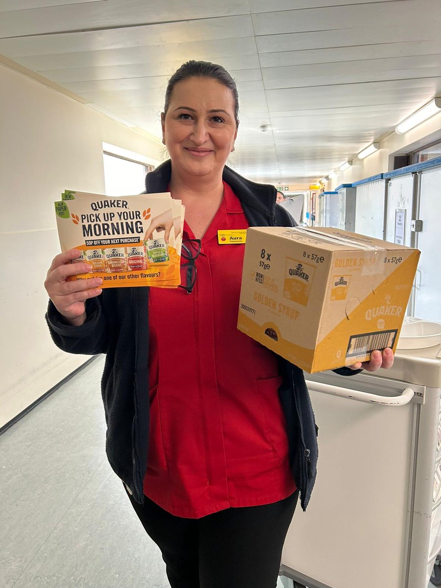 SupportHospital's tweet photo. Porridge Galore!๐ฅฃ
A big thank you to Gems Sampling and @Quaker for bringing smiles to our amazing NHS staff yesterday. Thousands of porridge pots were generously donated, they went down a storm, and our staff loved them!
#gemssampling #porridgegalore #quakeroats #nhsstaff https://t.co/941vWZJHnZ