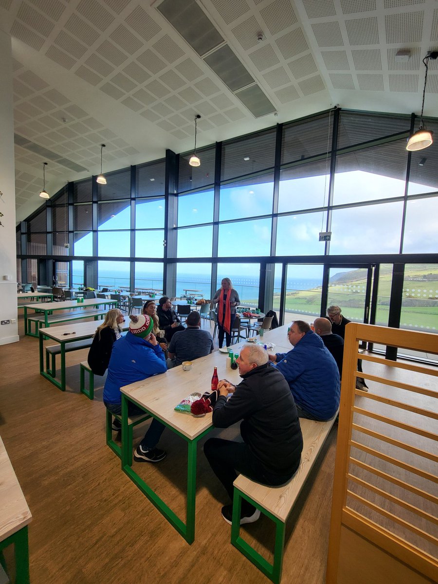 Fóram na nÓg tweet media