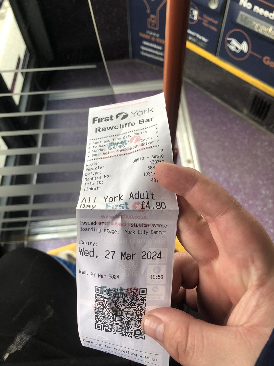 TeessideBusNerd's tweet photo. With @FirstYork retiring their remaining 2 bendys this weekend after 21 years of having bendys in service (16 years of the BG58 CitaroGs with 2 at York and several with @FirstAberdeen I believe), I’ve took it upon my All York Day ticket to bash them while I can https://t.co/lcr3XMRzsk