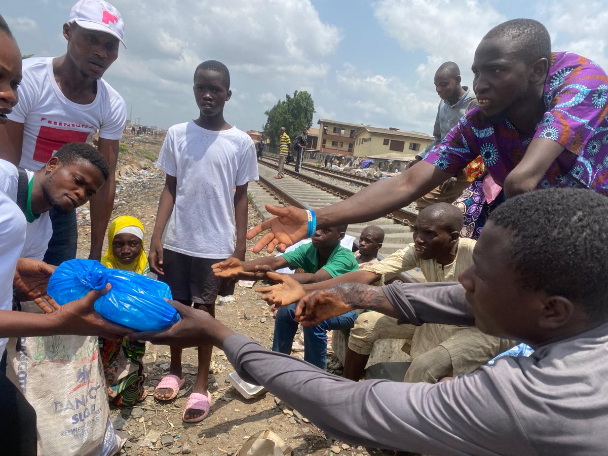 ➡️JOLLÈ MISSION AND VISION
JOLLÈ is  committed to serve high-quality Nigerian cuisine Five  days a week, with a special day dedicated entirely to feeding the needy, reinforcing the mission to fight hunger through delicious meals.

#Crypto