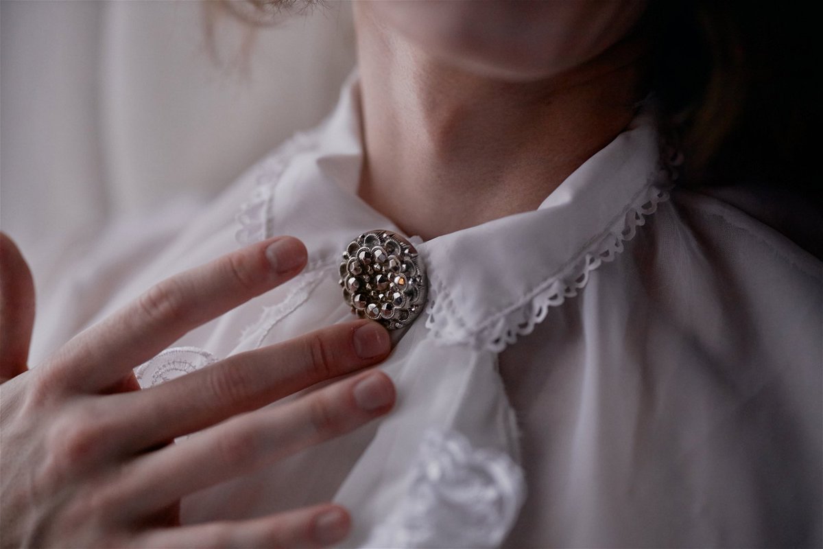 Bridging Time: Modern Ways to Wear Brooches for Effortless Elegance 
#BroochFashion #StyleTips #FashionInspo #BroochStyle #scared #talltok #getthewchallenge #giant #brooches #brooch #jewelry #jewerlyusa #jewels #jewelers #jewelrydesign #BroochElegance #PinPerfection