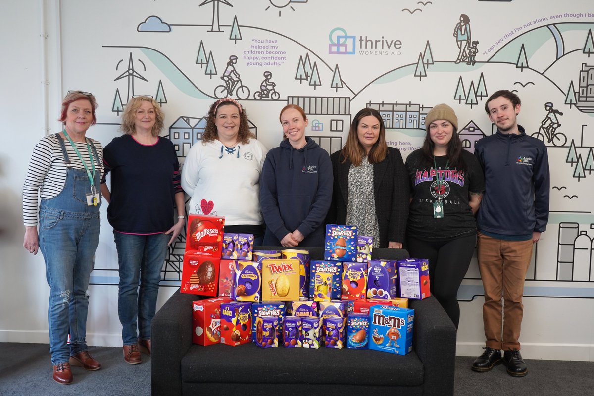 🐇 Joe and Kath went to @ThriveWomensA this morning, to drop off the Easter Eggs that have been donated by our generous #OneTeam 🥚 Thanks to all the team who donated to such a fantastic cause! 🫶