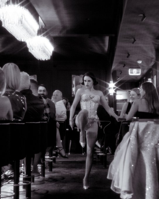 Some shots from last night at Le Bar Supper Club!  Burlesque on a Tuesday?! Who would have thought 💃<a href="/tag/kinkyhistory"class="tags"><span>#kinkyhistory</span></a>