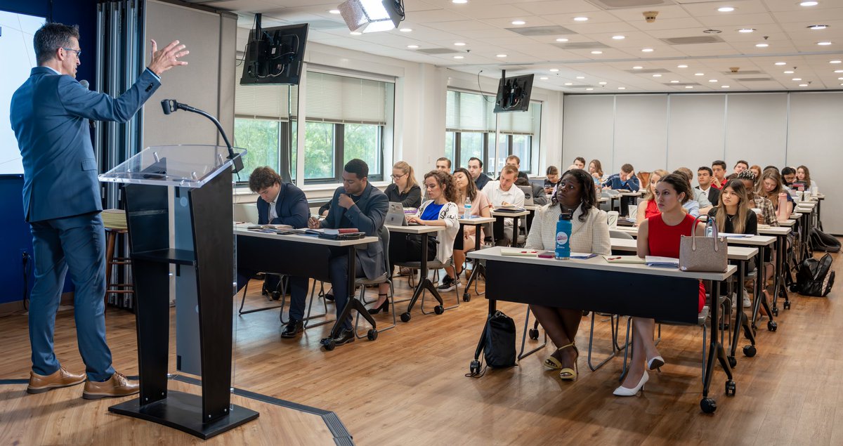 LeadershipInst's tweet photo. Master the art of messaging! π’ Join our upcoming communications training to sharpen your skills in public speaking, media relations, and effective messaging.
Elevate your impact and voice! #CommunicationsTraining
https://t.co/yeNTKEHYUM https://t.co/fiOQqbpnO2