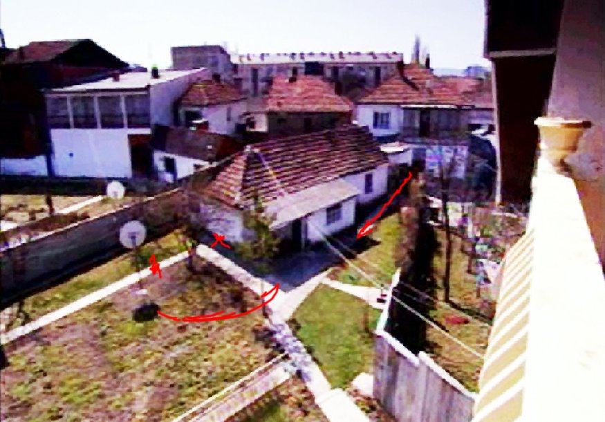 Podujevo, Kosovo, March 28, 1999. The house next to which members of "Scorpions" killed seven children and seven women from the Duriqi, Bogujevci and Llugaliu families.
