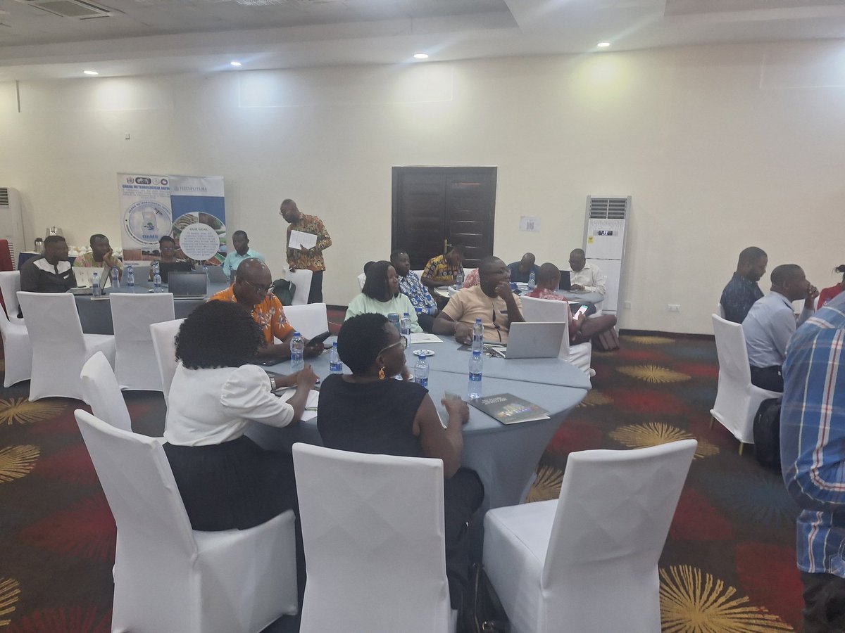 Today, AICCRA🇬🇭 has  joined @GhanaMet and @policylink_gl  for a national dialogue on the implementation of the National Framework on Climate Services (NFCS). 

The NFCS will support Ghanaian farmers' access and use of  climate information services.

🧵1/2