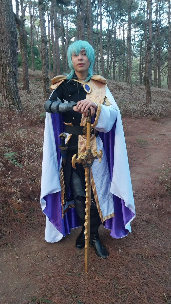 adrentik's tweet photo. #renfaireph photodump/ outfit day 1

the costume turned out better than expected and can be improved in the future. weather was also perfect for the amount of layers i had. really couldnt have done this without my girlfriend. actually felt like royalty wearing this https://t.co/X2chQ9b1c3
