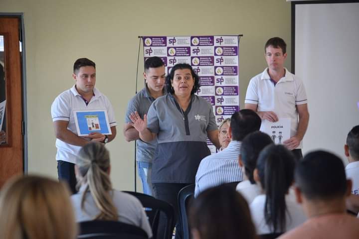 SPPMISIONES's tweet photo. Inició el primer Curso de Capacitación en prevención de consumo problemáticos y adicciones destinado a directivos y personal perteneciente a los https://t.co/9HXV34XsfL.A.S de Posadas, Oberá y Eldorado. https://t.co/zHeAQy3bOy