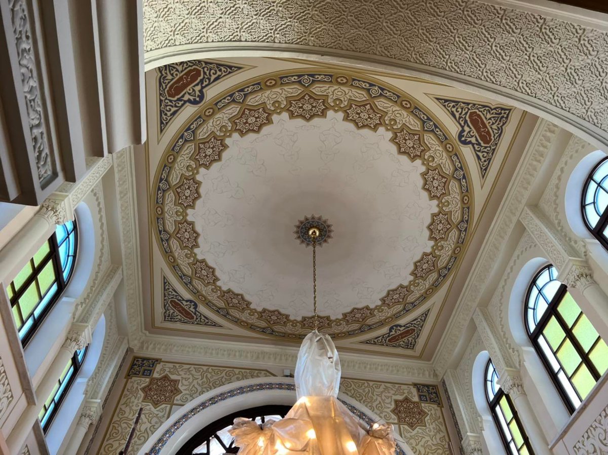 TheAlgiersPost's tweet photo. 🇩🇿| L'historique et prestigieux hôtel Cirta, situé à #Constantine, rouvrira ses portes dans les prochains mois. Après plusieurs années de rénovation, l'hôtel arabo-mauresque Cirta va pouvoir accueillir de nombreux touristes, dans un cadre typiquement algérien. #Algérie https://t.co/IC2LOP2GTU