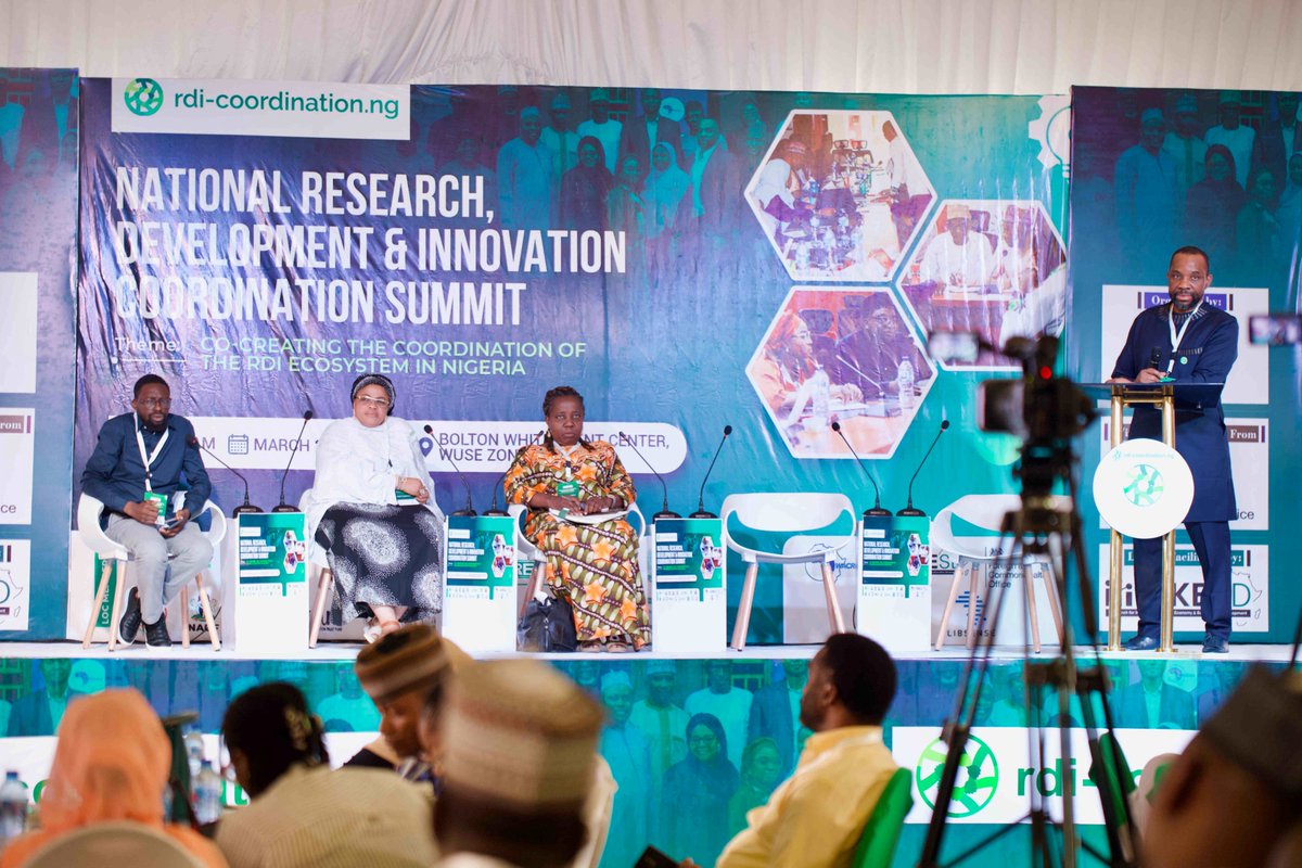 LIBSENSE's tweet photo. @OmoOaiya chaired an interesting panel session on 'The Role of Open Data in Transforming RDI Practices' at the ongoing #RDIsummitNigeria 🇳🇬 Great time to fix knowledge gaps and drive awareness of #openscience practises within the RDI actors community in #Nigeria. @InvestInOpen https://t.co/hONkT8qpAA