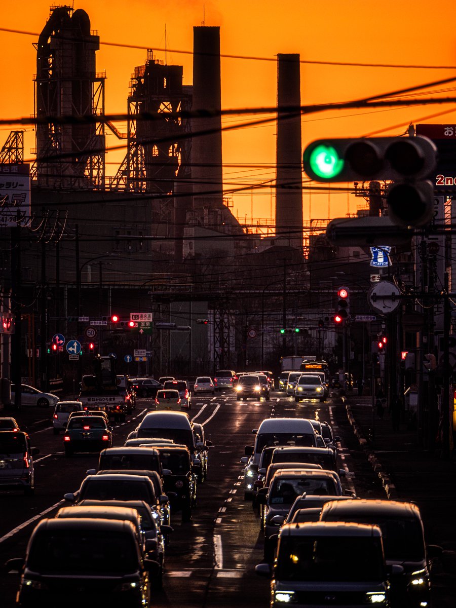 muroranyakei's tweet photo. 今日の夕空むろらん。
これが室蘭の工場夕景だ！ https://t.co/ARRgILC4VD