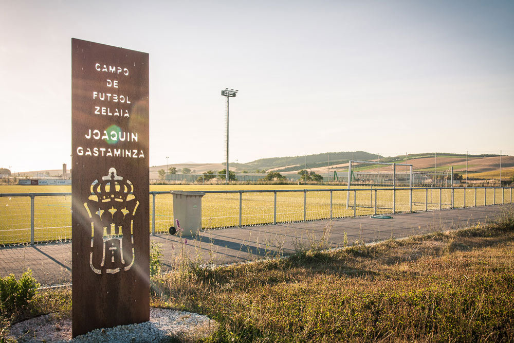 GazteBulegoaBrk's tweet image. 📢📢Kirol-guneko peoientzako lan-poltsa handitzea.
Alegria-Dulantziko Udala
Epea: apirilak 15

📢📢 Ampliación de la bolsa de trabajo para peones del complejo deportivo.
Ayuntamiento de Alegria-Dulantzi
Plazo: 15 abril

+INFO:  lc.cx/DO_Gcf

#lanpoltsa #peones #kirola