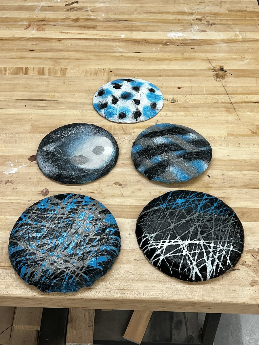 MByrnzie19's tweet photo. Harlan Construction Technology students using their knowledge of concrete to create concrete frisbees. The competition was fun. Frisbees were graded on distance, durability and asthetics. #nisdsuperiorcte, #harlan https://t.co/gvVij0rpVI