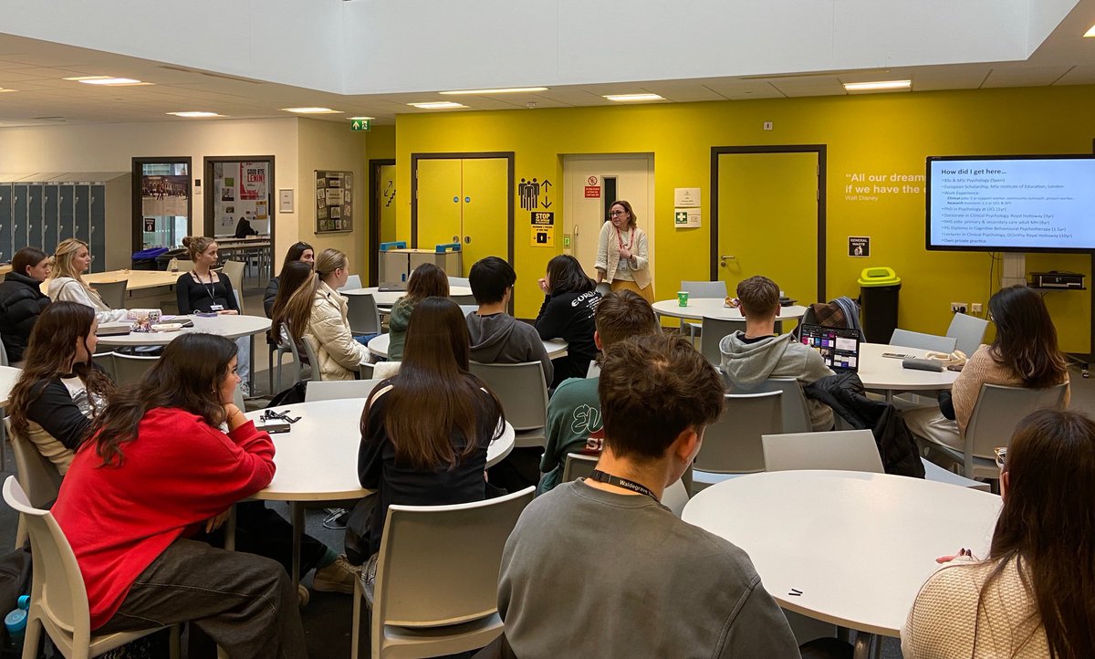 Thrilled to welcome Dr. Olga Luzon from @RoyalHolloway to Waldegrave! 🌟 Her talk on clinical psychology and career paths for psychology graduates left our sixth formers feeling inspired and ready to take on the world! #Psychology #CareerPathways #Inspiration 🎓✨