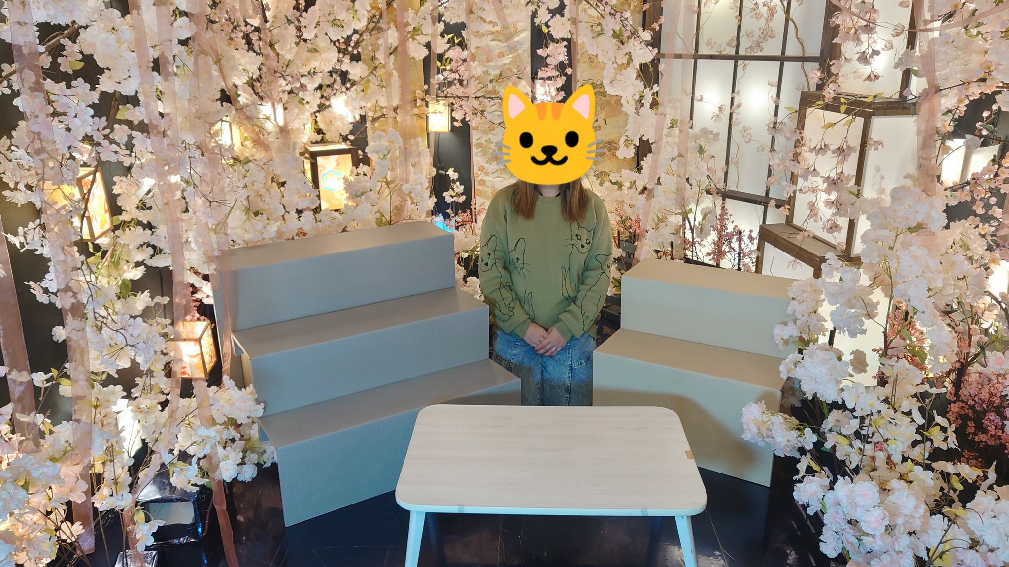 こむや GtUP6S_bMAInAjO.jpg