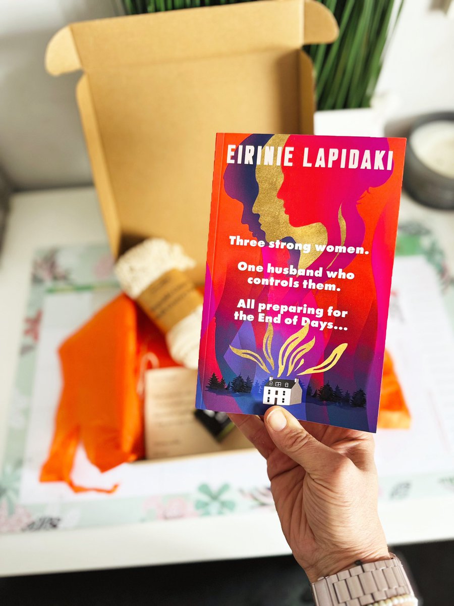 Thank you so much Olivia @Legend_Times_ for sending me this stunning bookish box for #TheWivesOfHalcyon by EIRINIE LAPIDAKI which is out May 15th 🫶 Head to my insta for a snippet and the unboxing reel 👇 instagram.com/reel/C5BB6xGrI… #bookish