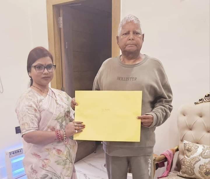 PratikVoiceObc's tweet photo. तो पूर्णिया की जनता जीता कर सदन भेज रहें हैं न..?? कोई दिक्कत नहीं न..? https://t.co/4RdkHJvcBe