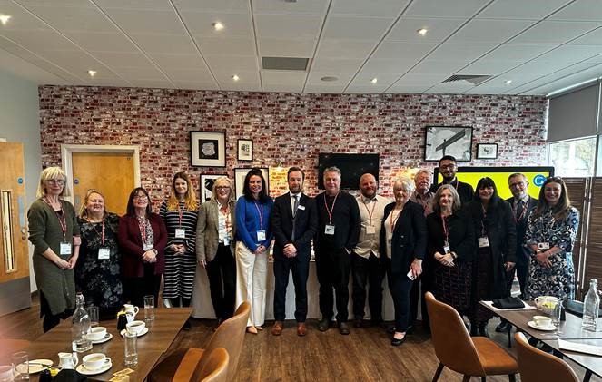 Many thanks to Gateshead College for taking time to welcome Labour Councillors to their Baltic campus last week, and for showing us around and briefing us on their work. Was very impressive, and great to speak to some of the learners. @gatesheadcoll