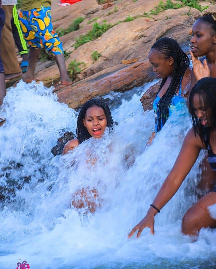 visitjinja_ug's tweet photo. A day spent in Jinja is a day well spent.

📍Busowoko Falls 

#VisitJinja https://t.co/Gfz9ZDRgVW