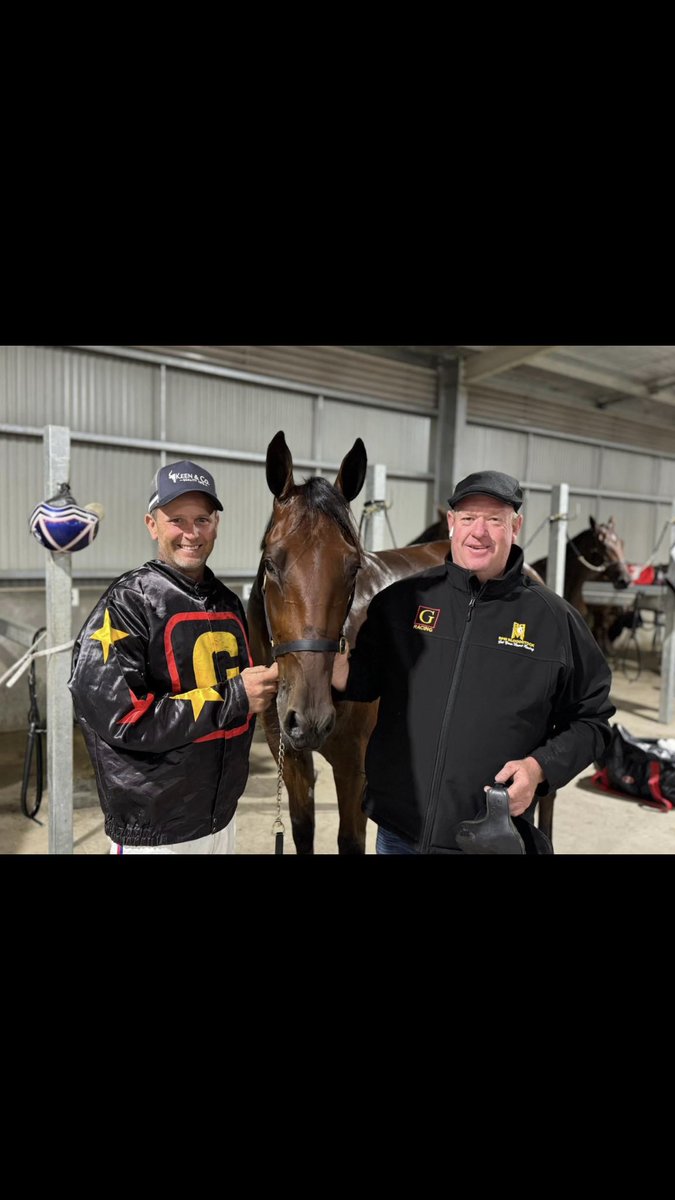 Goozdolphin Racing tweet media