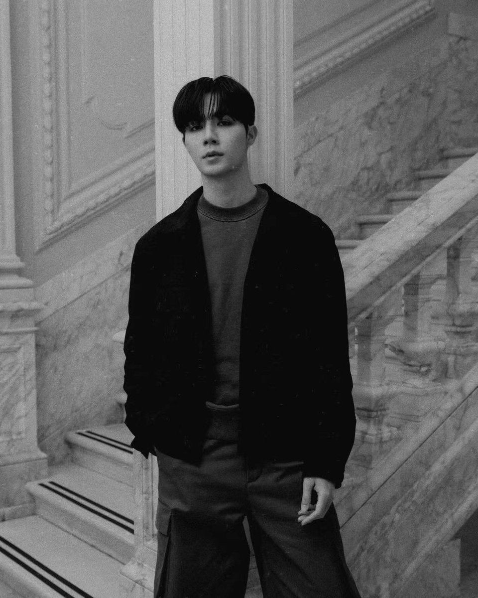 jinglingbb's tweet photo. You are really handsome, extremely handsome, a kind of unparalleled handsome.
#ZeePrukFriendOfCOS https://t.co/js7nmVFUGs