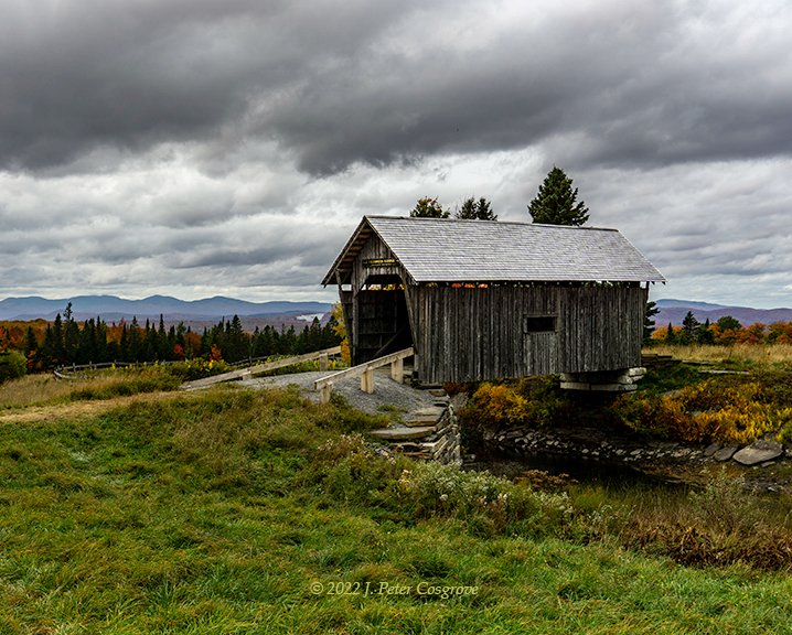 vtcoveredbridge's tweet photo. Bridge of the Day: A.M. Foster CB in Cabot. It was built in 1988 by the great-grandson of Alanso Merrill Foster. It's a replica of the Martin Bridge and is a private bridge on the Maple Glen Farm.
#vtcbsinayear #cabotvt #vermontscoveredbridges #vermontcoveredbridgesociety https://t.co/3tURYWZgVi